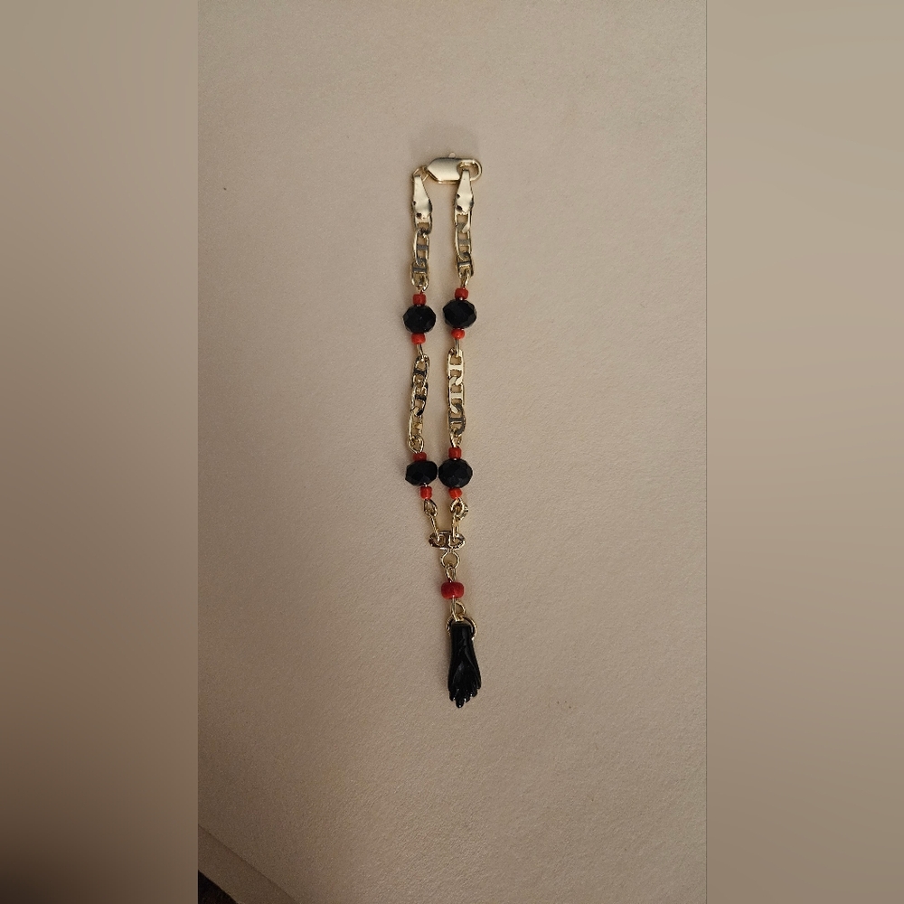 Baby Azabache Elegant Black and Gold Bracelet